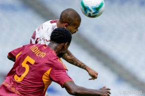 开云-比利亚雷亚尔客场遭逢意外，错失三分()