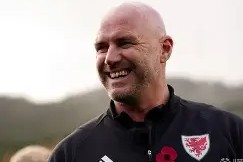 开云中国-利物浦主帅贝尔萨急需增加后卫人员()